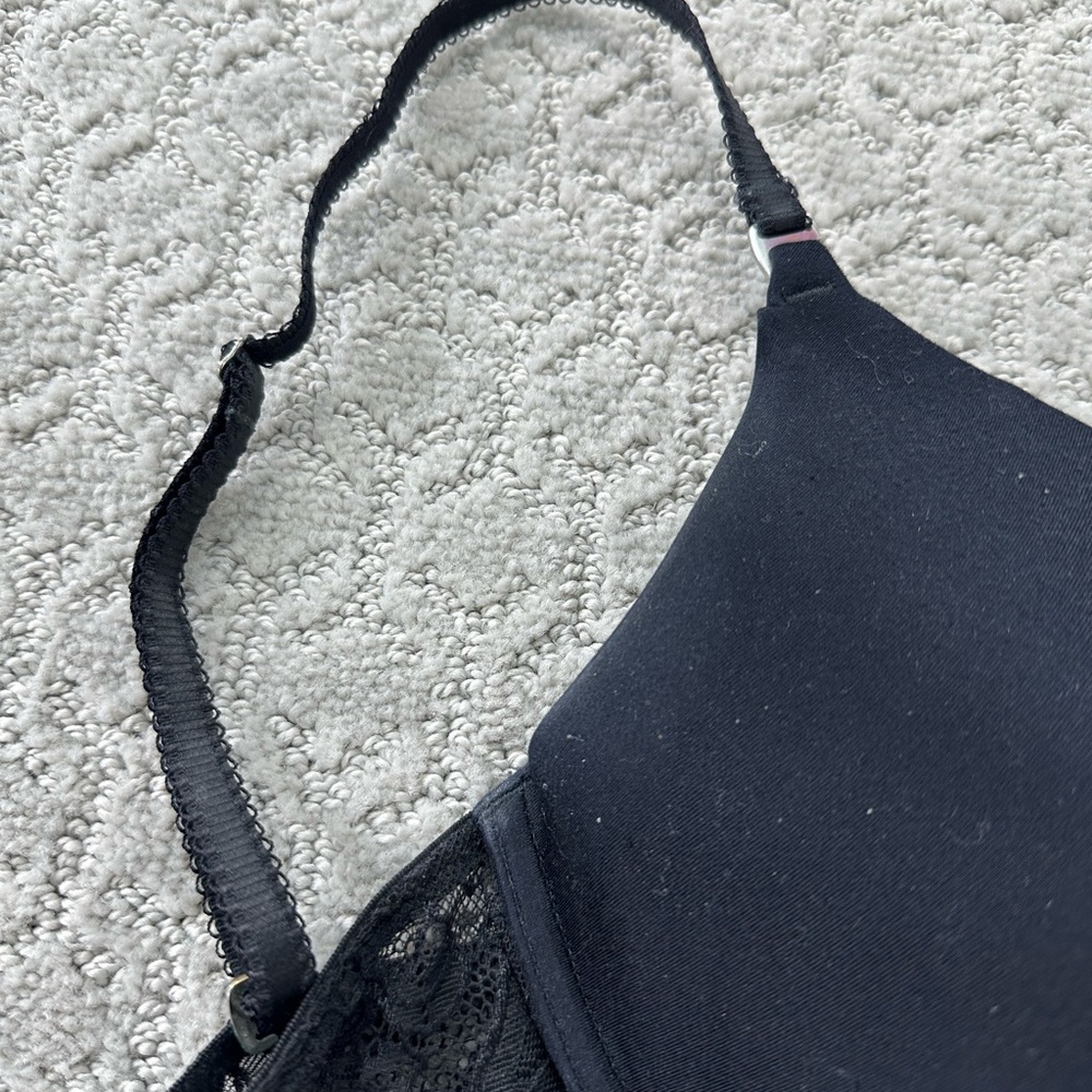 Victoria’s Secret push-up bra - Picture 3 of 6
